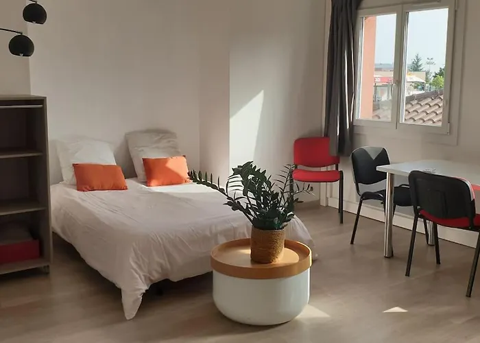 Pied A Terre Professionnel Au Coeur De \